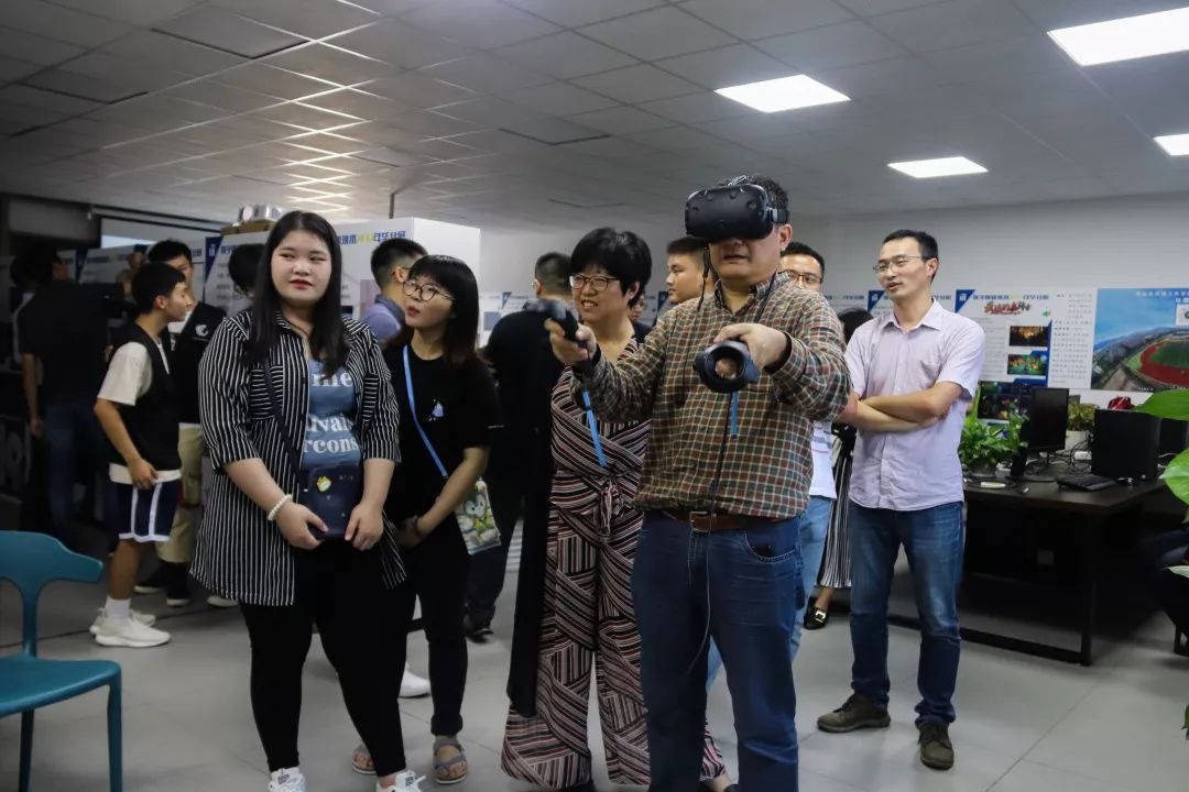 2026年互动娱乐行业全景图谱分析(附市场现状、产业链、竞争格局和发展趋势等)(图1)