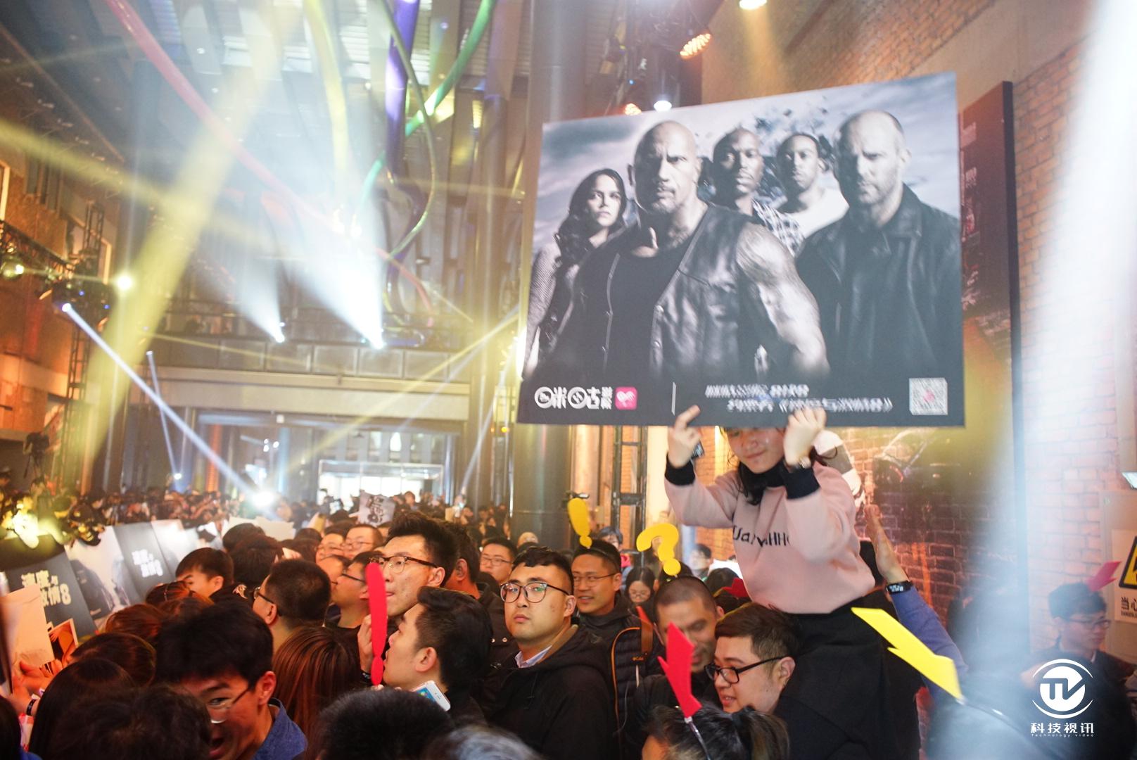 济南电影幻城新春活动:沉浸式体验带来别样年味(图1)