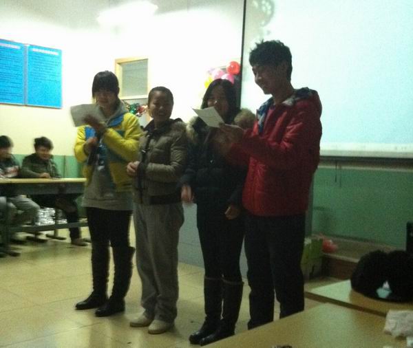 沉浸体验长治民俗王凯沐张卓尔高旭首批亮相元宵游园会(图1)